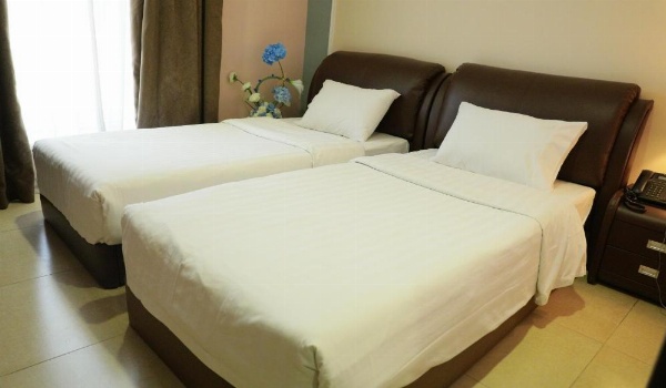 Laguna Hotel Suites image 22