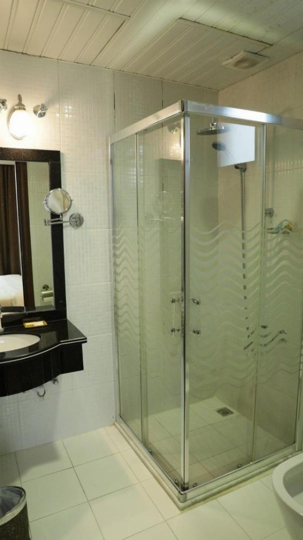 Laguna Hotel Suites image 28